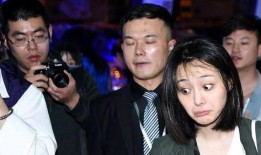 娱乐圈爆料生小孩,明星喜得贵子，幸福时刻曝光！