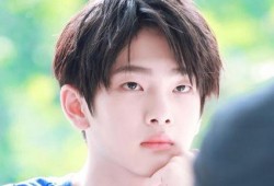 娱乐圈吃瓜酱qaq,揭秘明星幕后故事，带你领略娱乐圈风云变幻